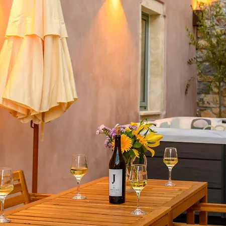 Casa Lotzeta In - 3bd Relaxing - Private Jacuzzi 펜션 *